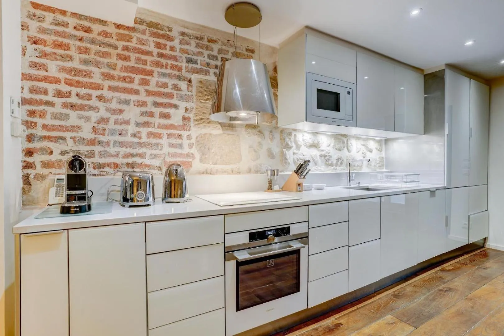 Jardin Prive - Gorgeous 3 Bed House In Le Marais Lejlighed Paris 0*,  Frankrig